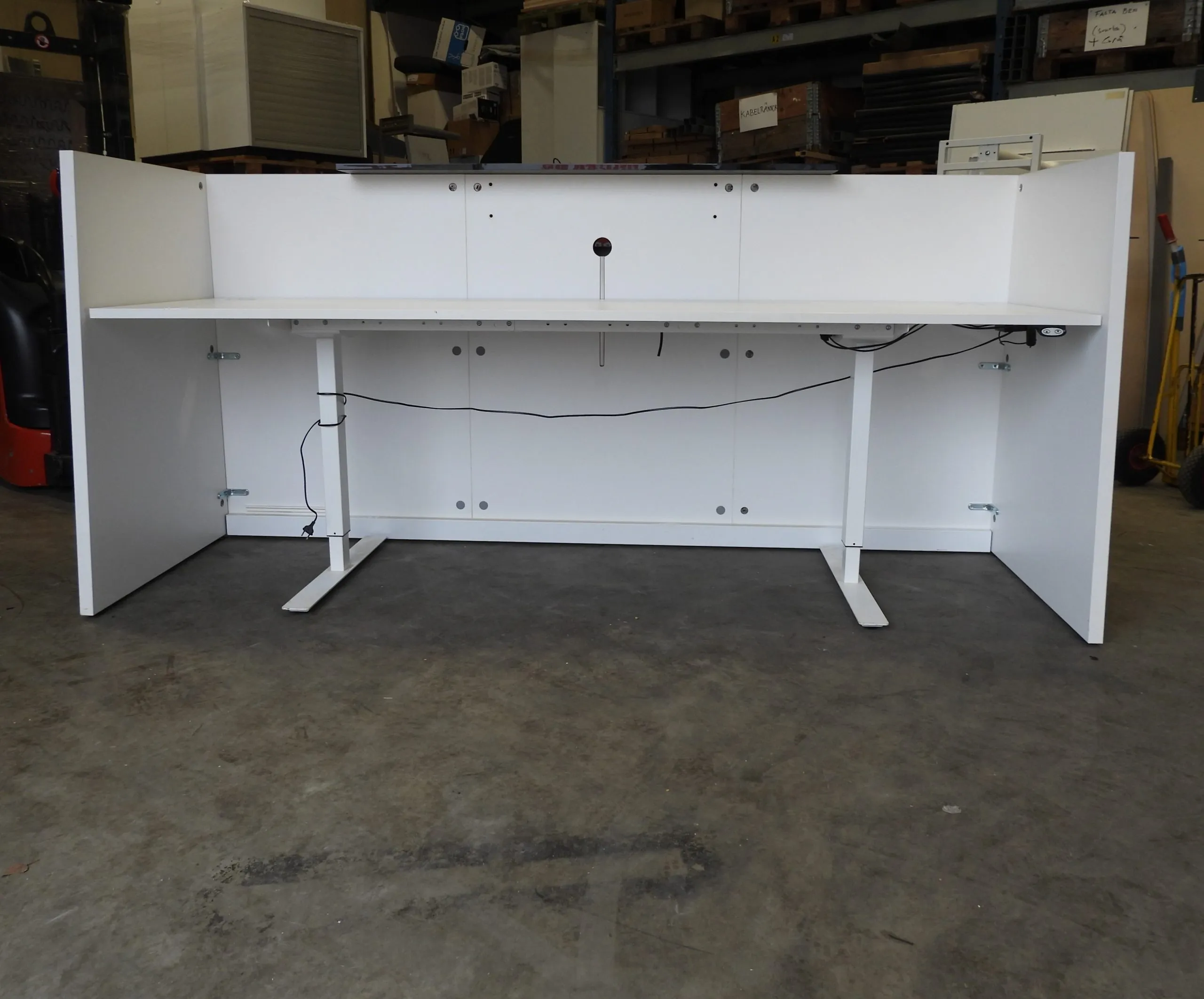 Reception Libra 2600x1225x870 Vit