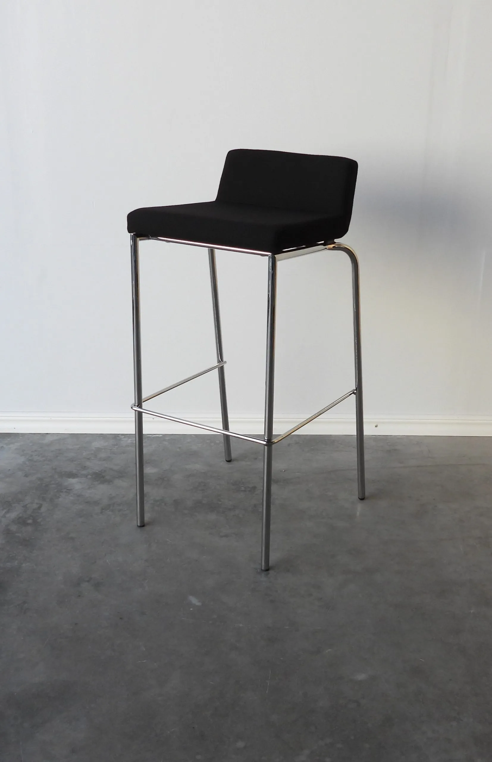 Barstol Keystone Max Svart