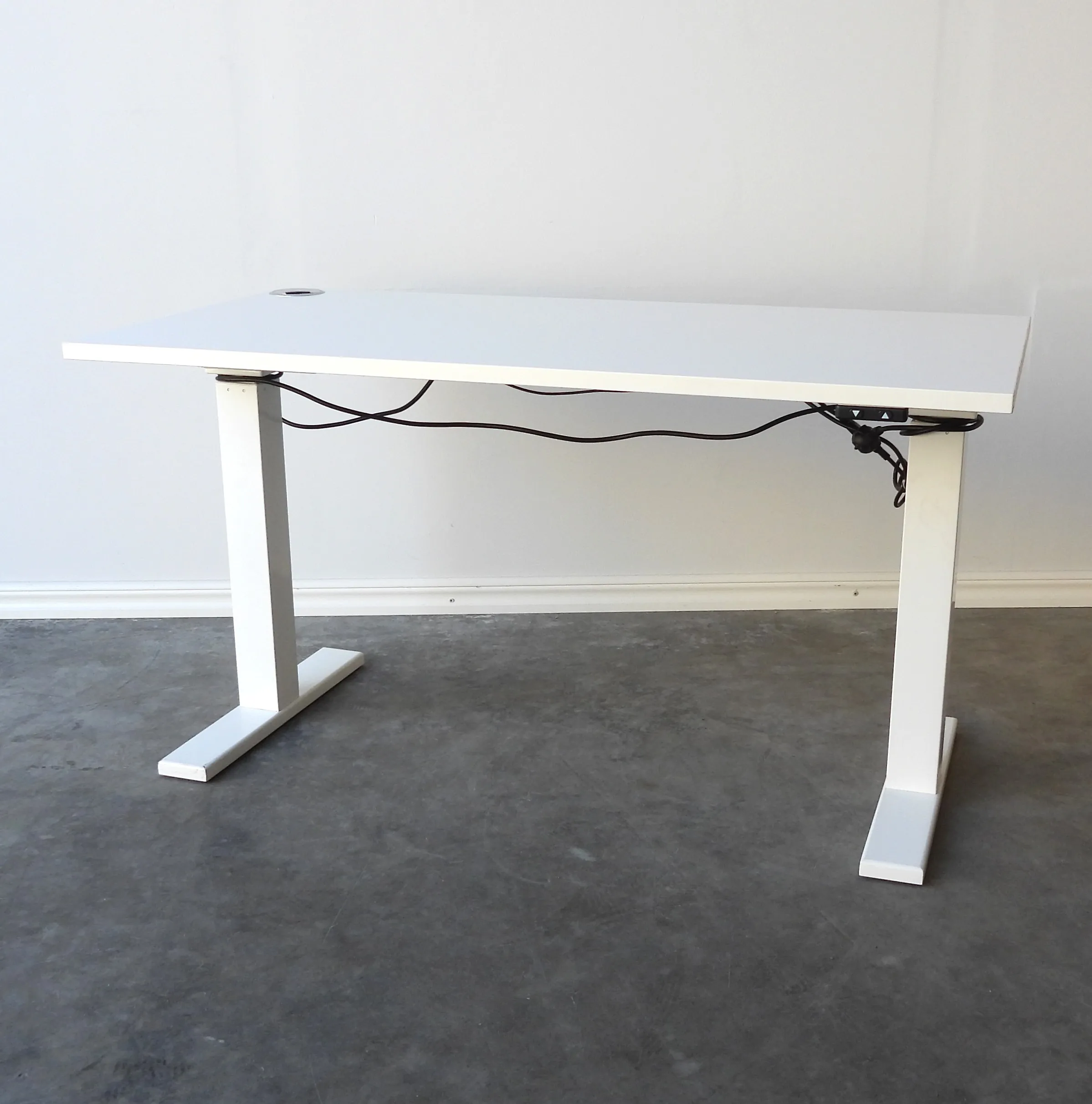 Skrivbord Höj- O Sänk EFG 120x60 Vitt