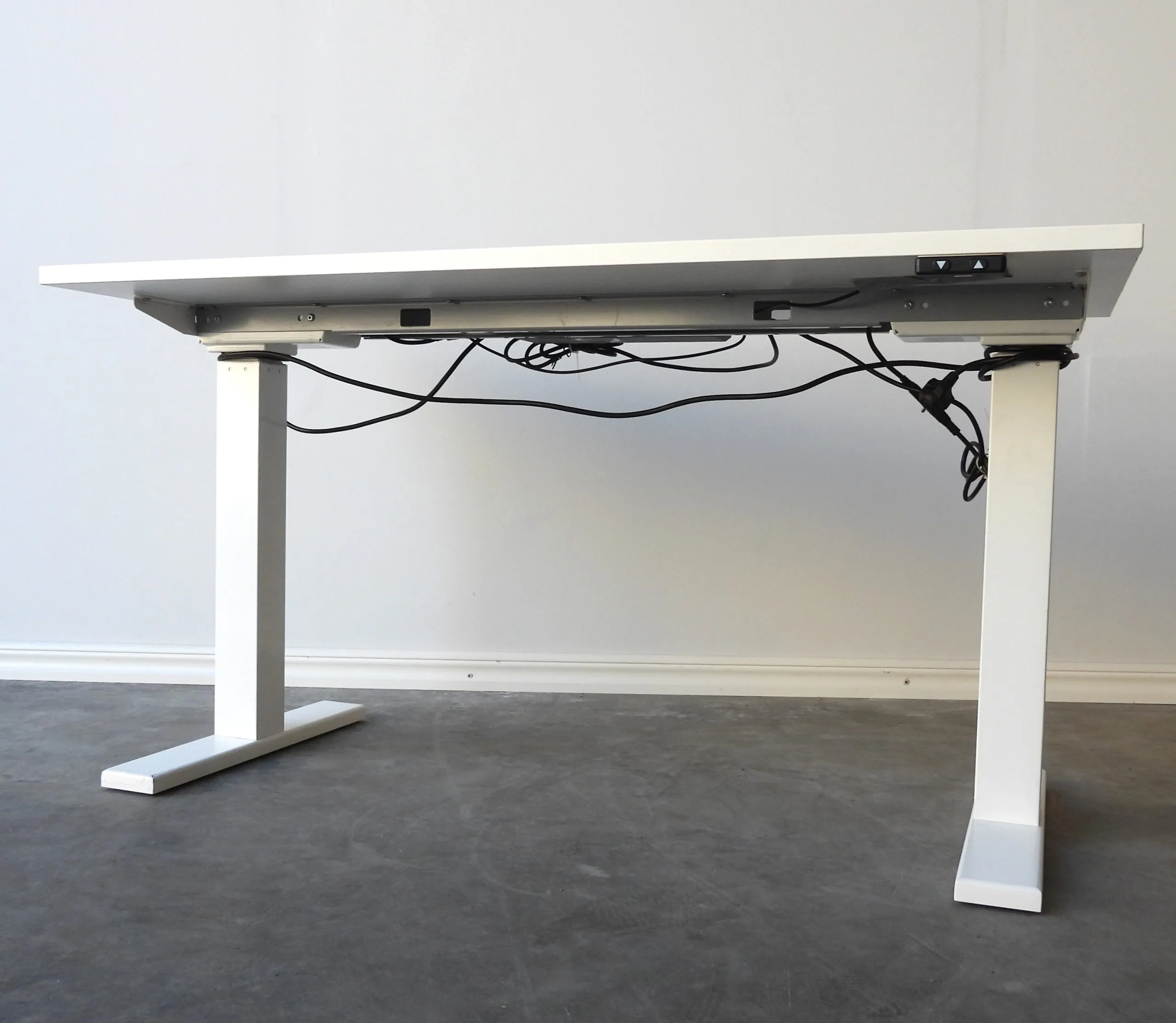 Skrivbord Höj- O Sänk EFG 120x60 Vitt