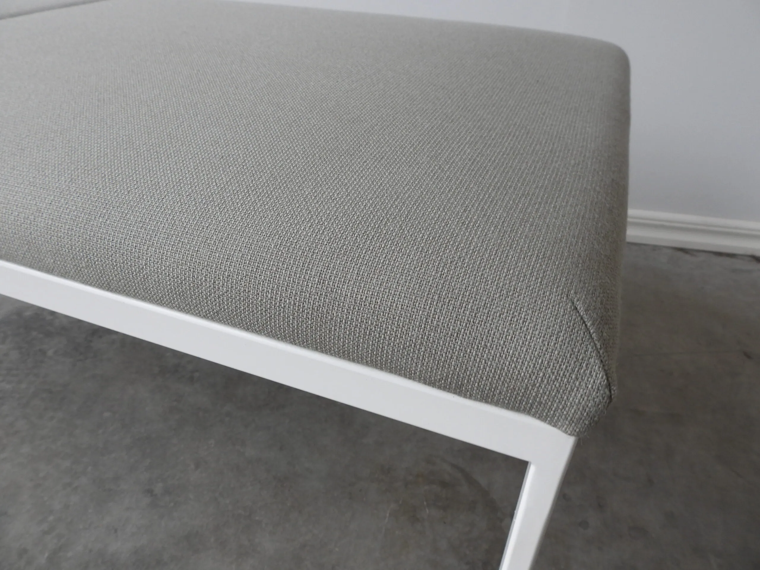 Sittbänk EFG Create Seating Grå