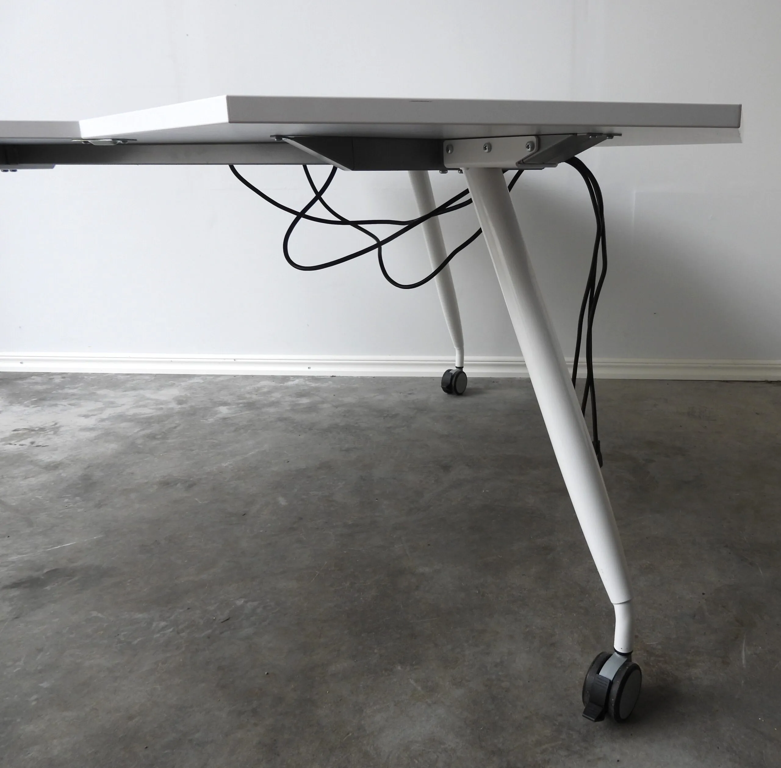 Konferensbord Trixagon Kinnarps Vitt 166x166Cm