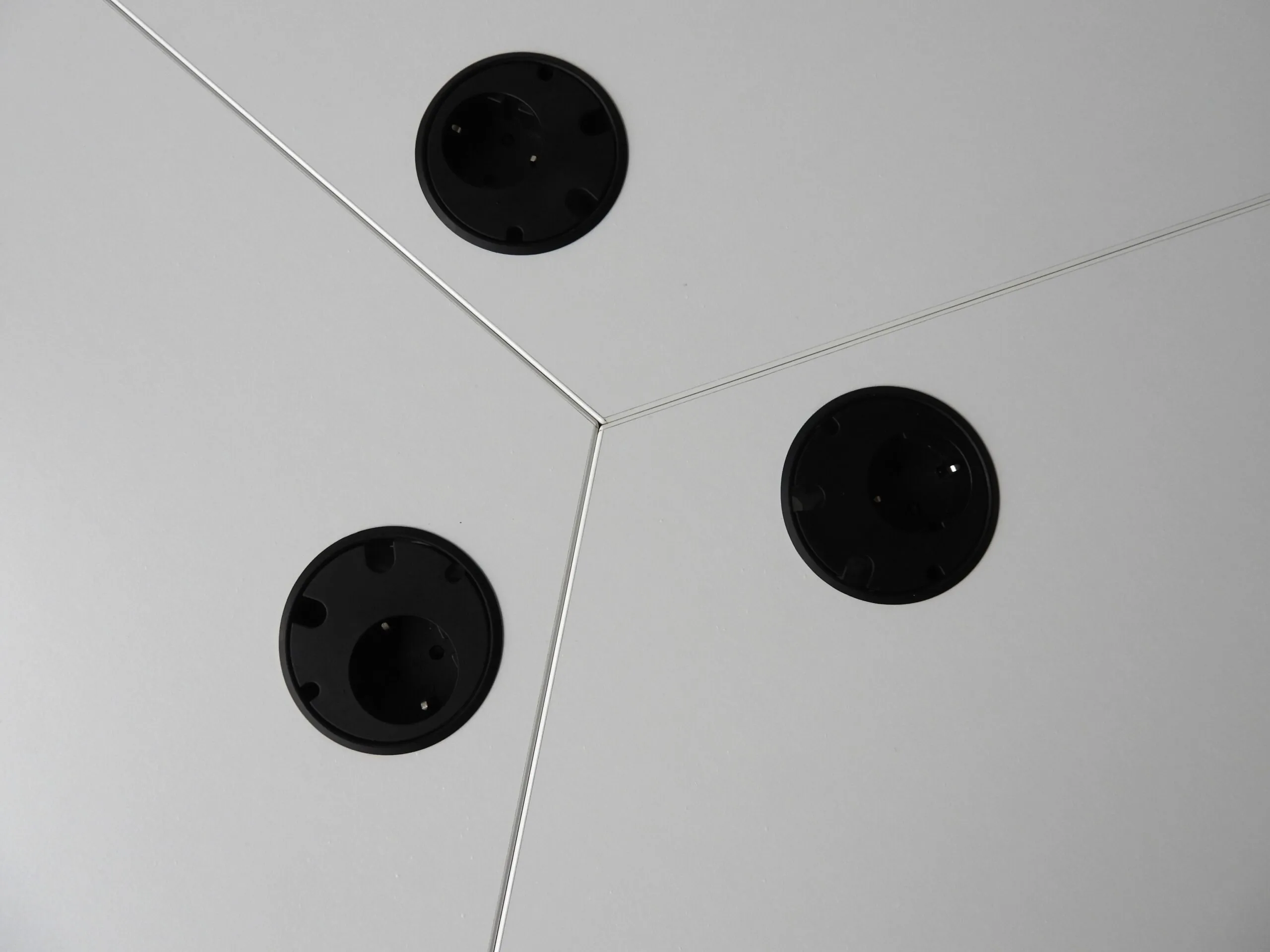 Konferensbord Trixagon Kinnarps Vitt 166x166Cm