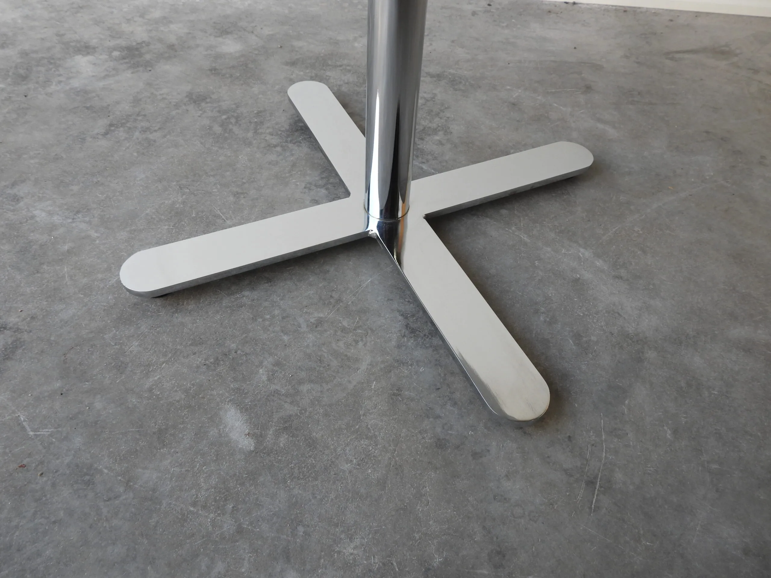 Runt Bord 60 Cm Vitt Inoff Stand By