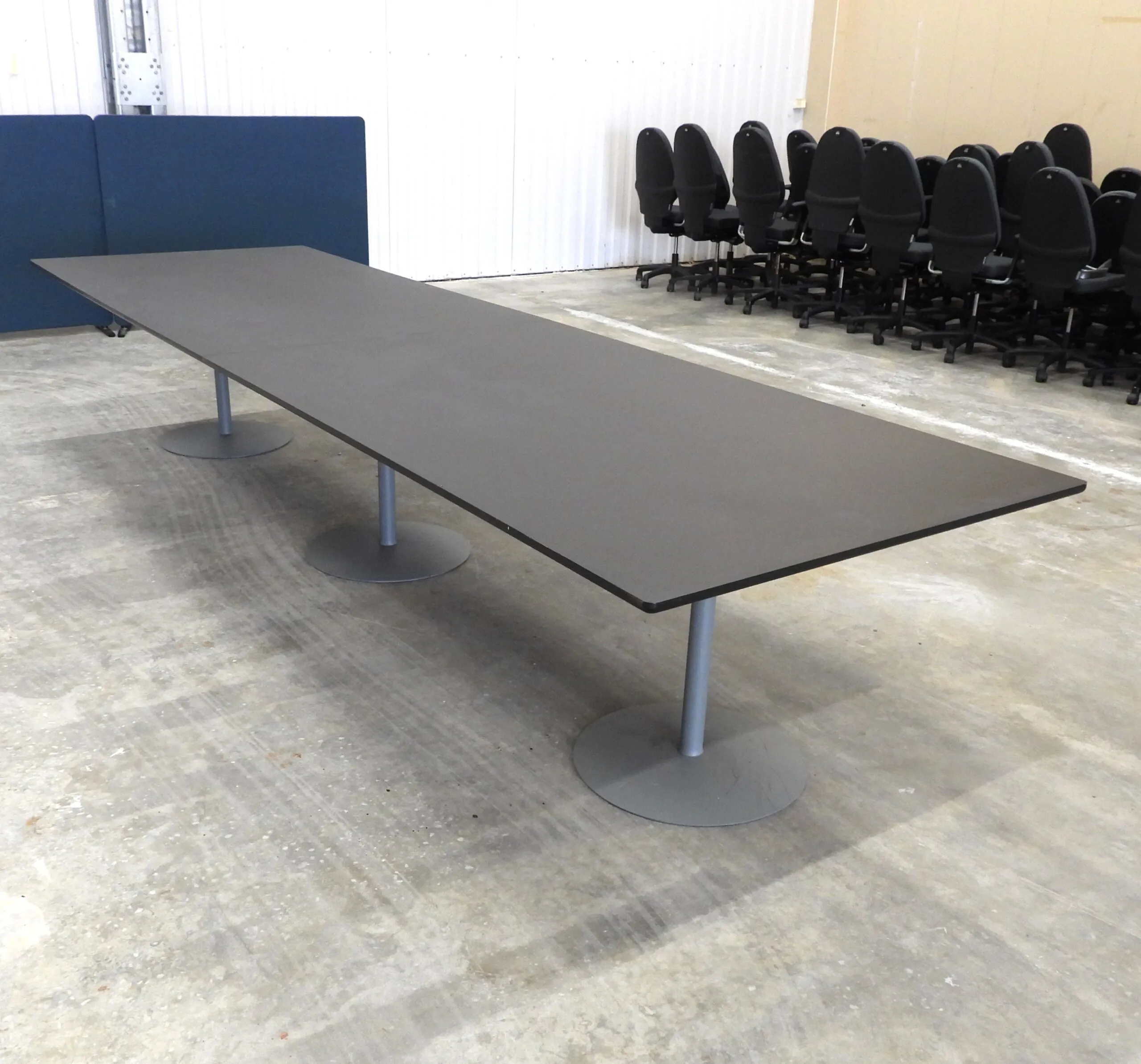Konferensbord Hay/EFG Svart 400x120Cm