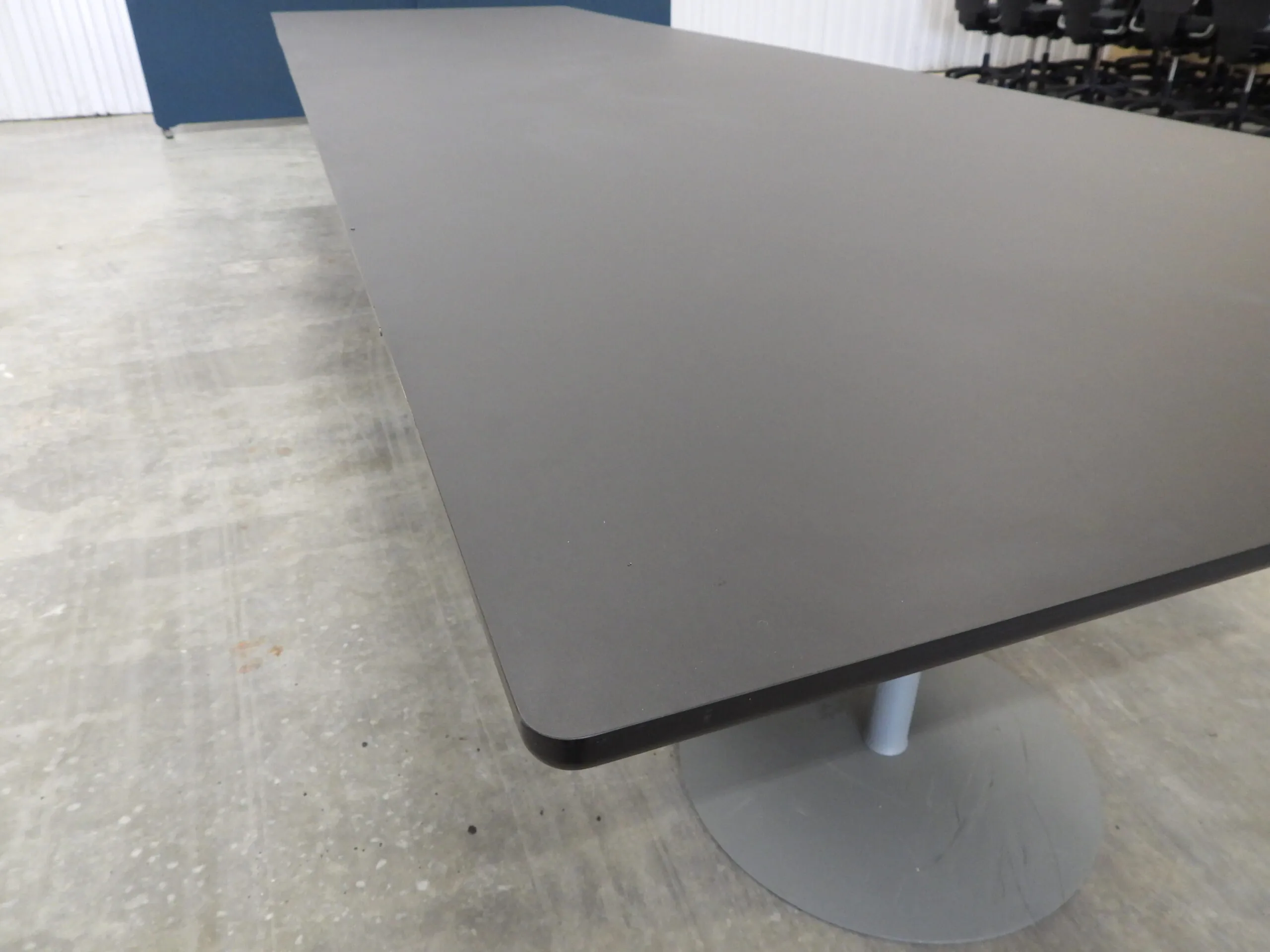 Konferensbord Hay/EFG Svart 400x120Cm