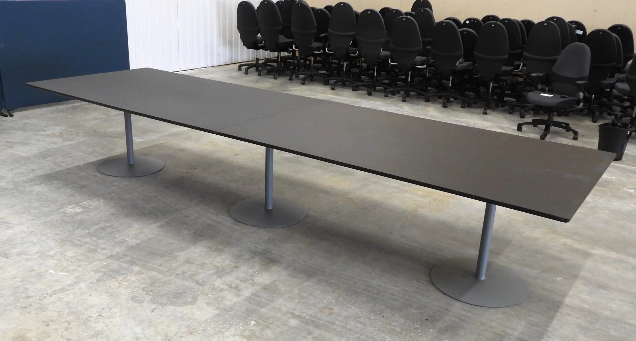 Konferensbord Hay/EFG Svart 400x120Cm