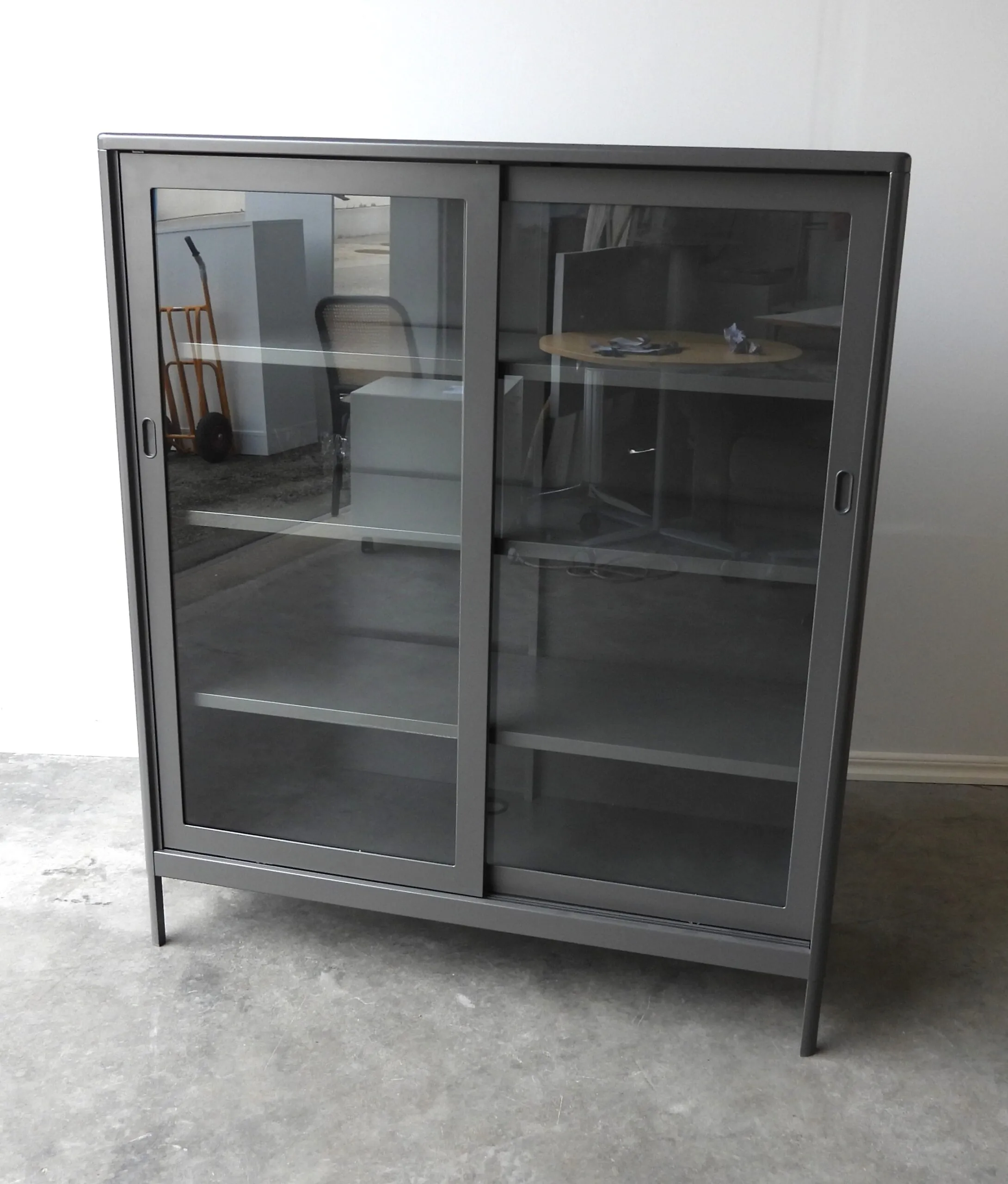 Vitrinskåp Ikea Idåsen 140x120Cm Grått