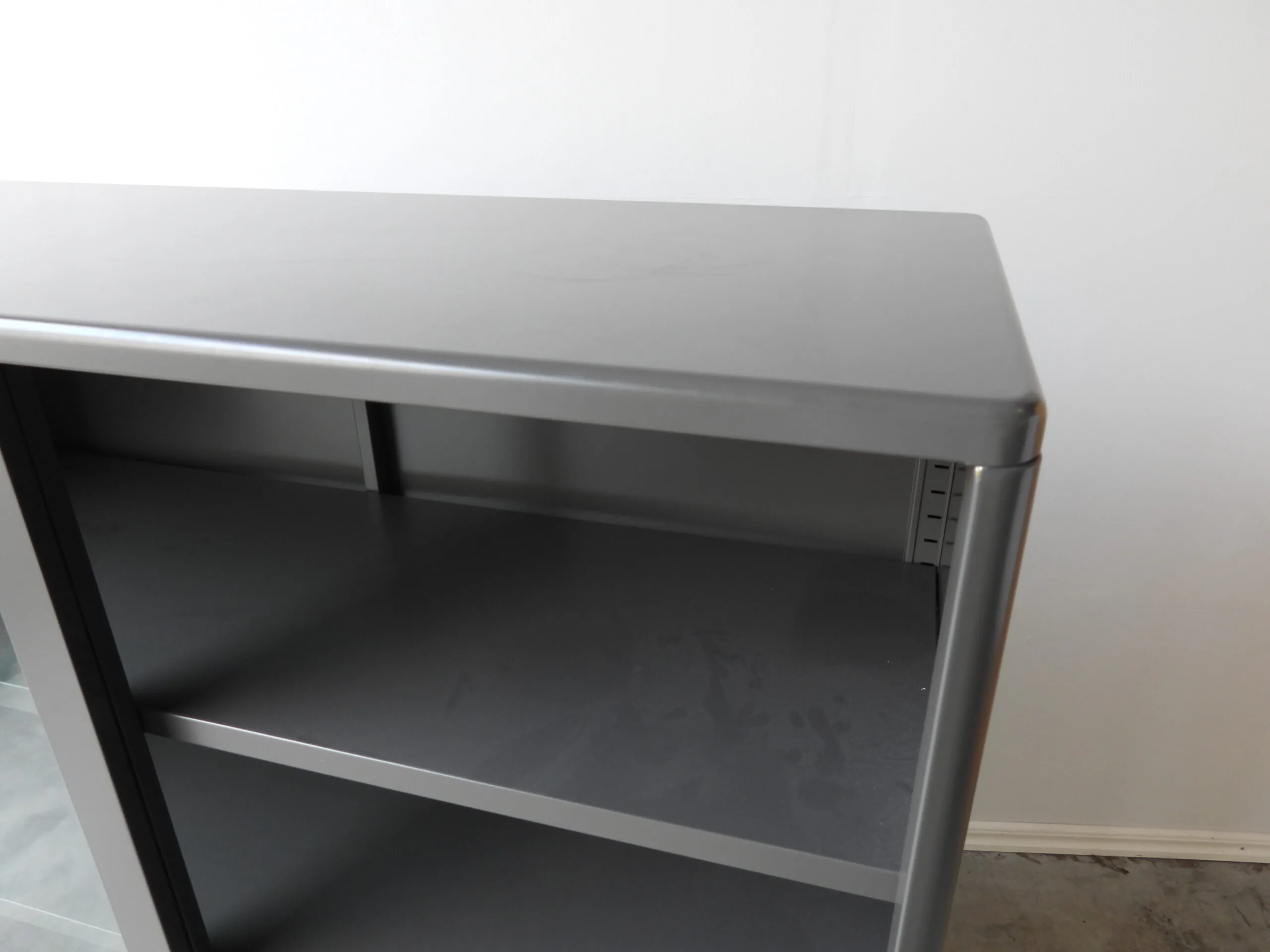 Vitrinskåp Ikea Idåsen 140x120Cm Grått