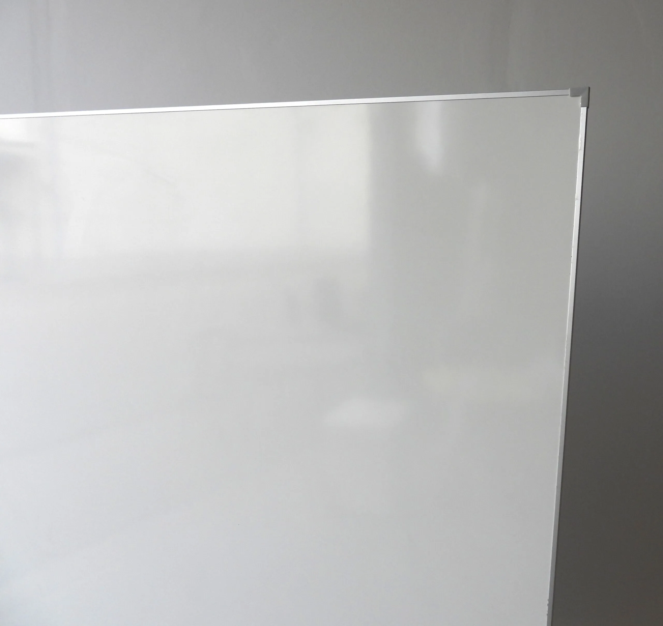 Whiteboard Hjul Lintex Ensidig 150x195Cm Grå