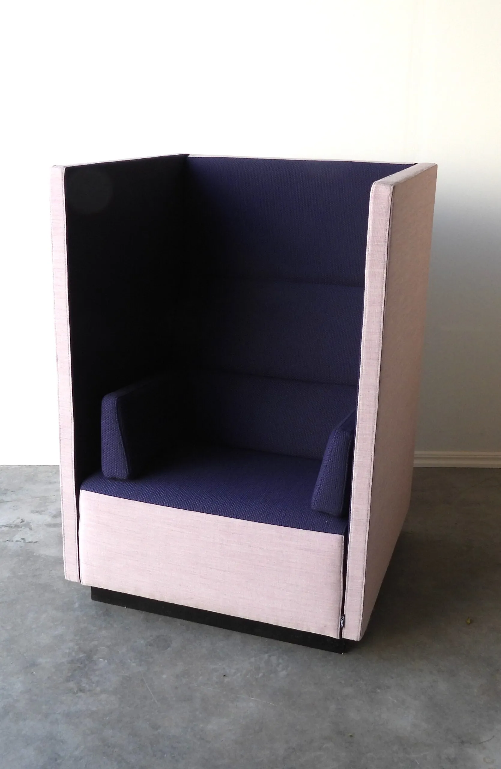 Tyst Fåtölj Float High Large Offecct Lila/Rosa