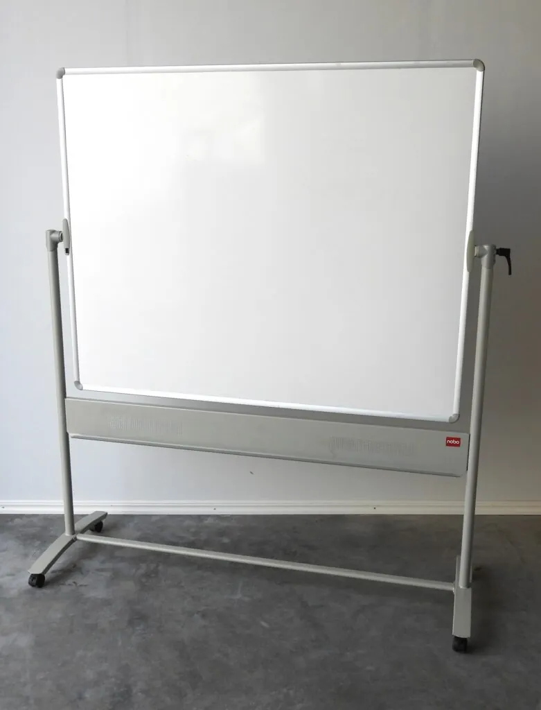 Whiteboard På Hjul Nobo Dubbelsidig 165Cm
