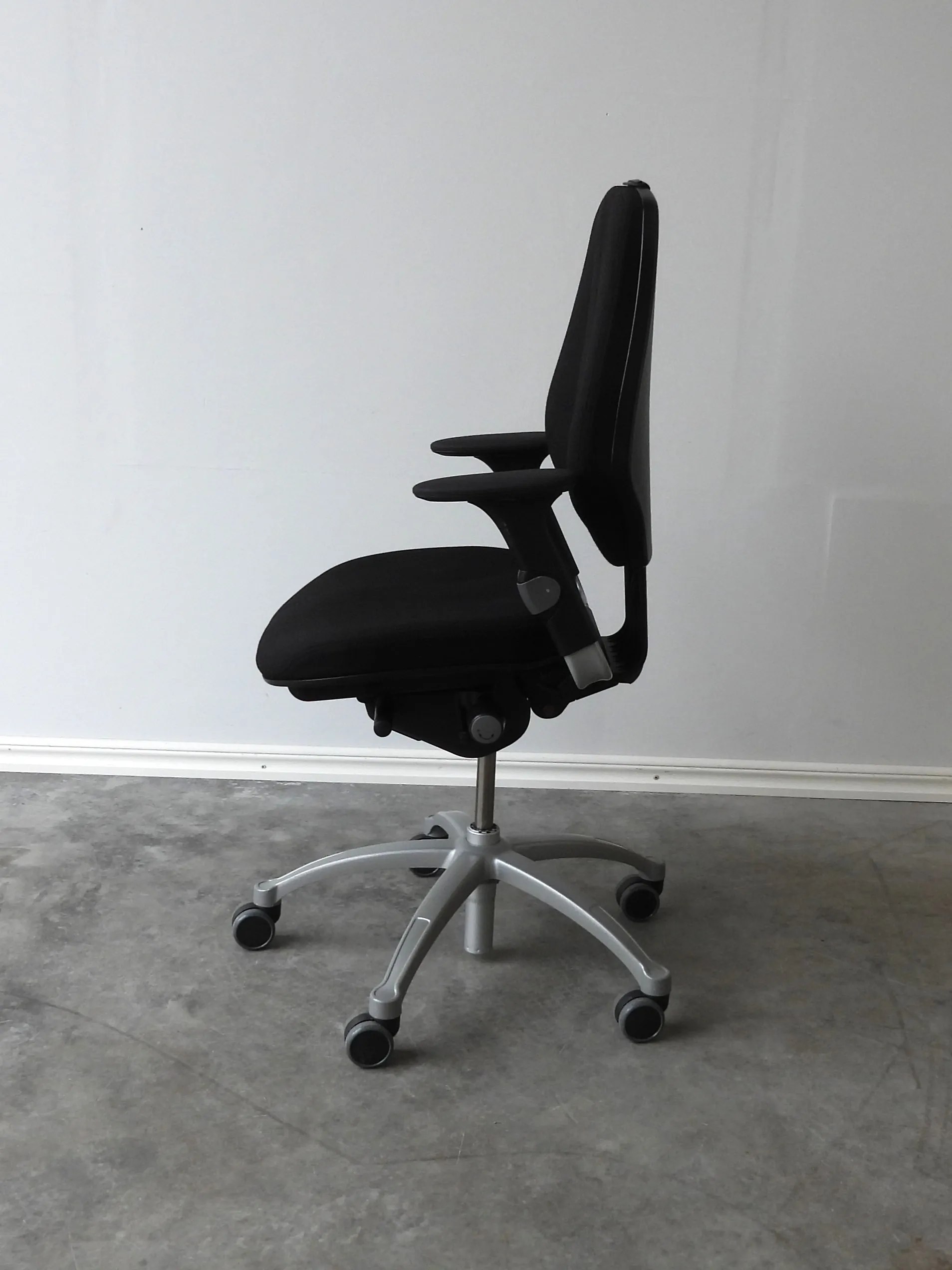 Kontorsstol RH Logic 300 Svart