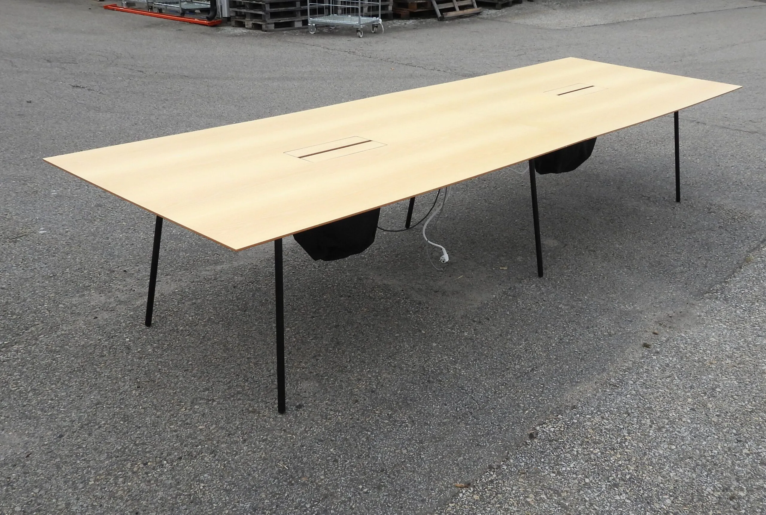 Konferensbord Paper David Design Ask 360x120Cm